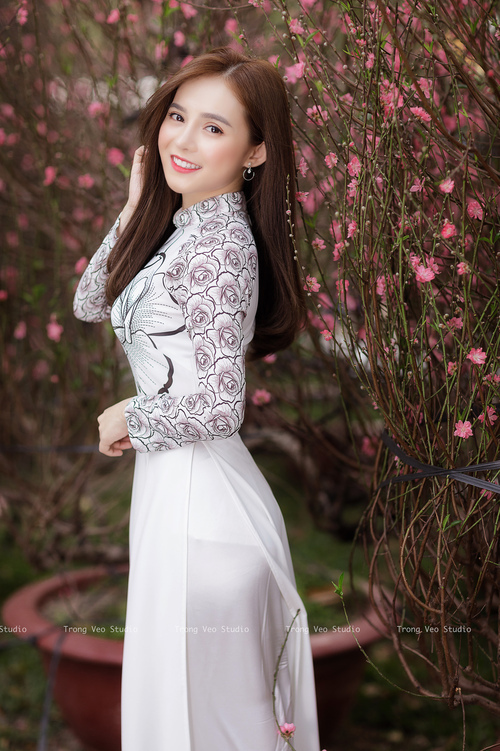 拉齐奥门将神勇表现，多次神扑挽救球队，拉齐奥转会最新消息